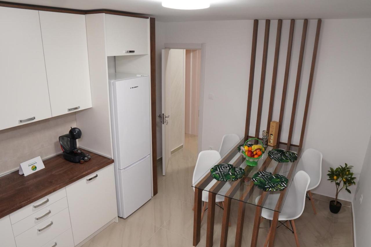 Apartments Manitovac M Nikšić Eksteriør bilde