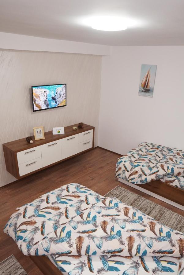 Apartments Manitovac M Nikšić Eksteriør bilde