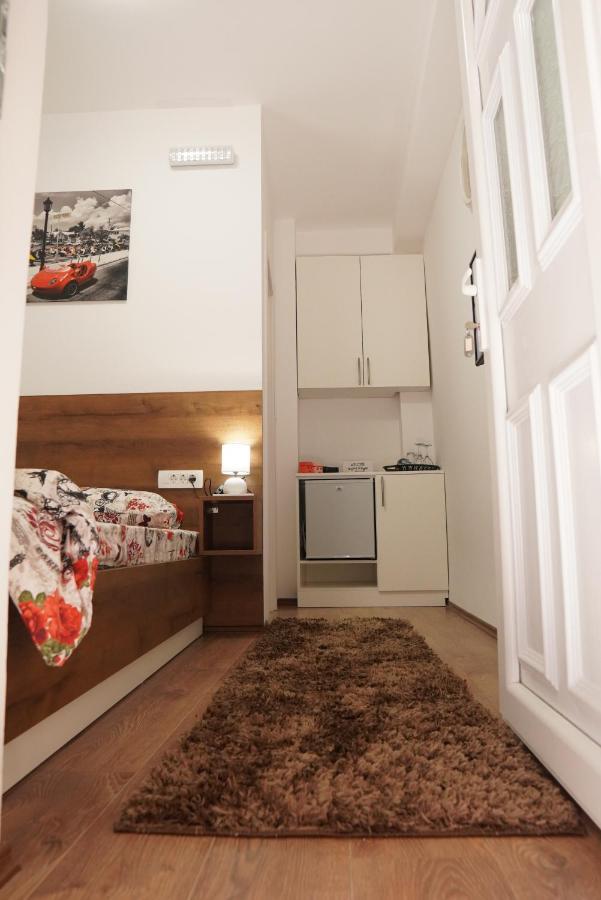 Apartments Manitovac M Nikšić Eksteriør bilde